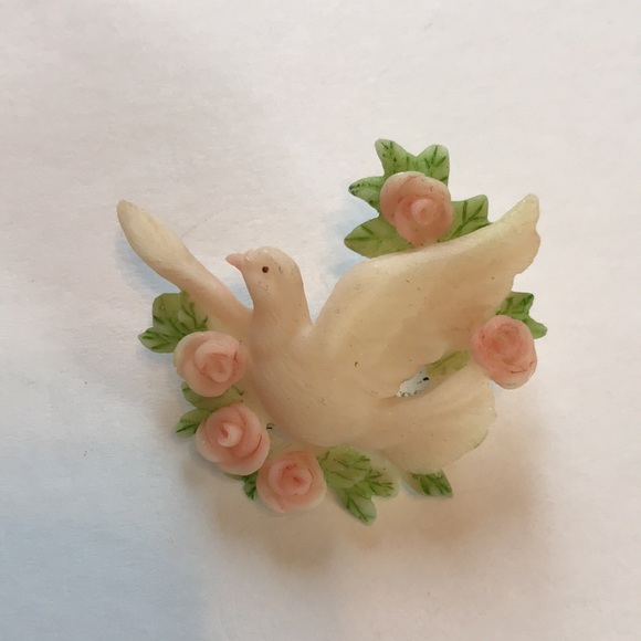 Easter Pins Plastic Vintage Spring Holiday Celebration - Picture 4 of 9